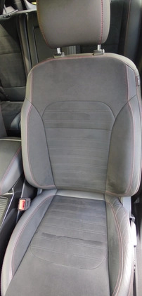 Ford Kuga cena 104900 przebieg: 99447, rok produkcji 2018 z Tychy małe 254